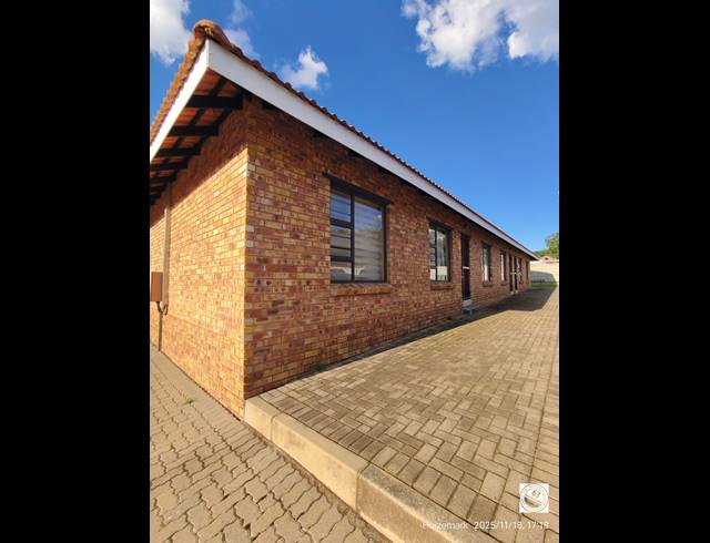2 BEDROOM TOWNHOUSE TO LET IN SASOLBURG EXT 10
